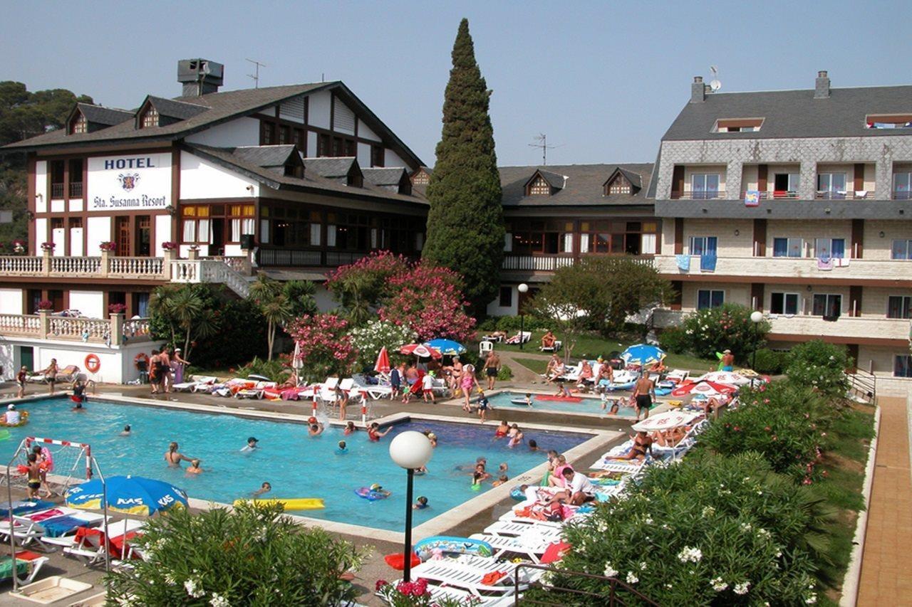Holiday Home Santa Susanna 94 With Outdoor Swimmingpool Extérieur photo