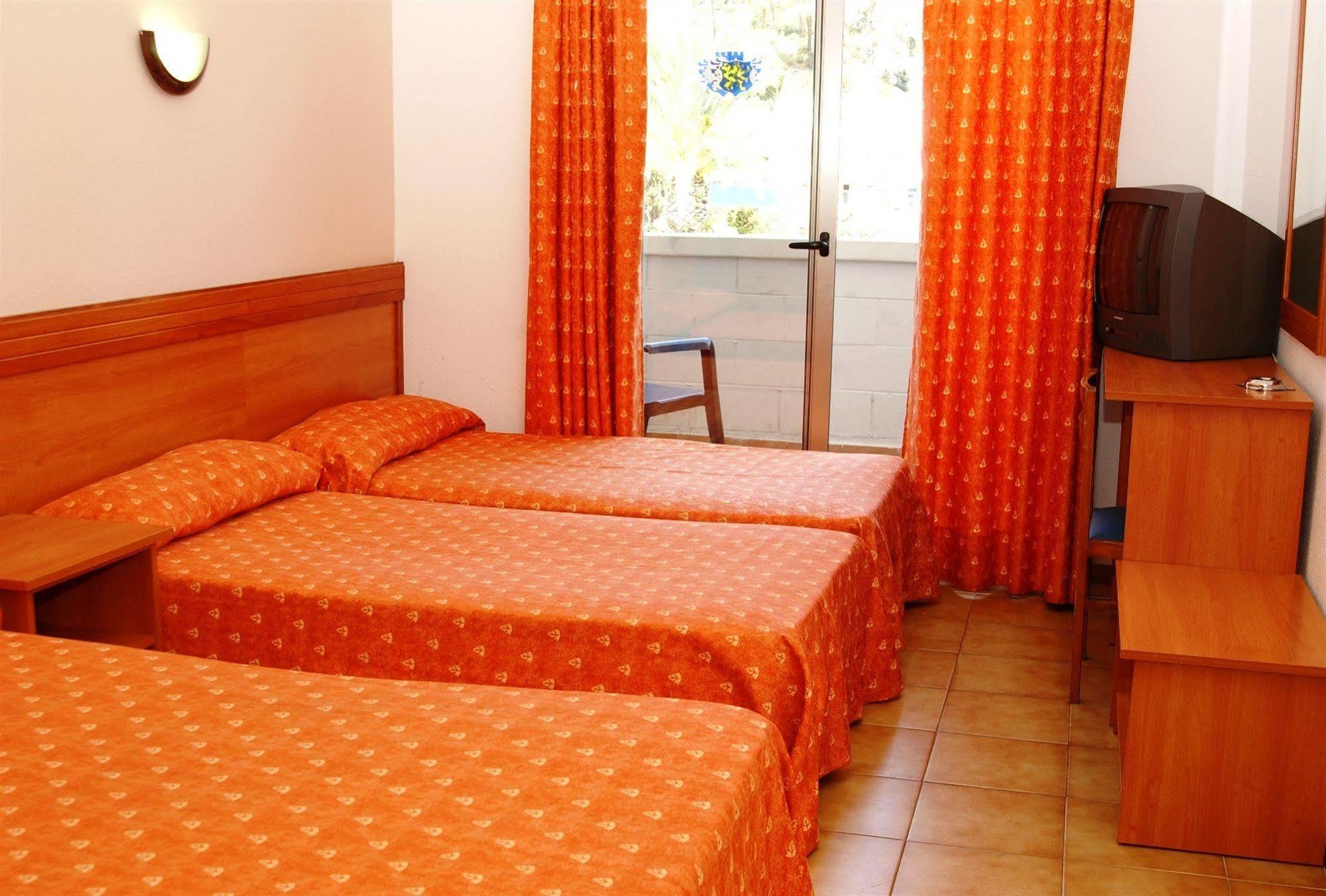 Holiday Home Santa Susanna 94 With Outdoor Swimmingpool Extérieur photo