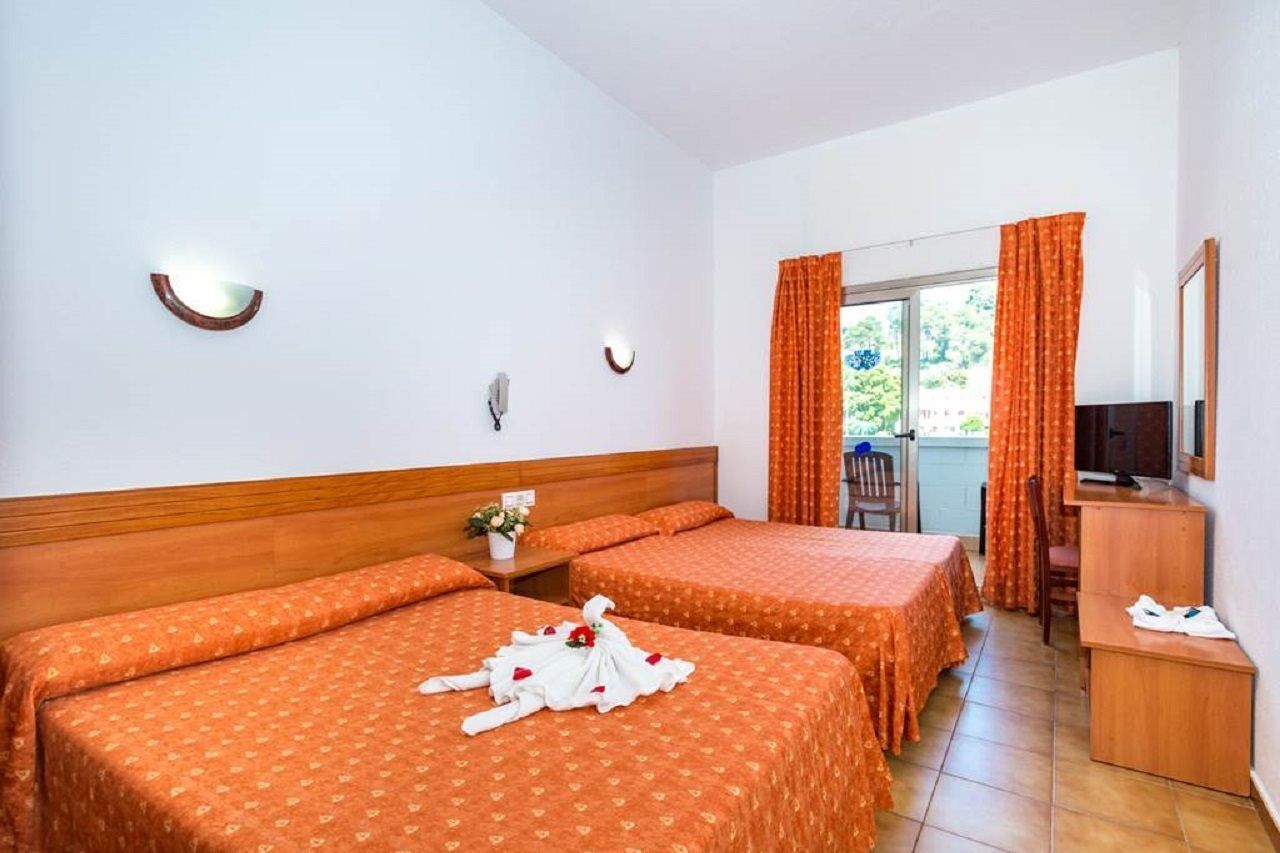 Holiday Home Santa Susanna 94 With Outdoor Swimmingpool Extérieur photo
