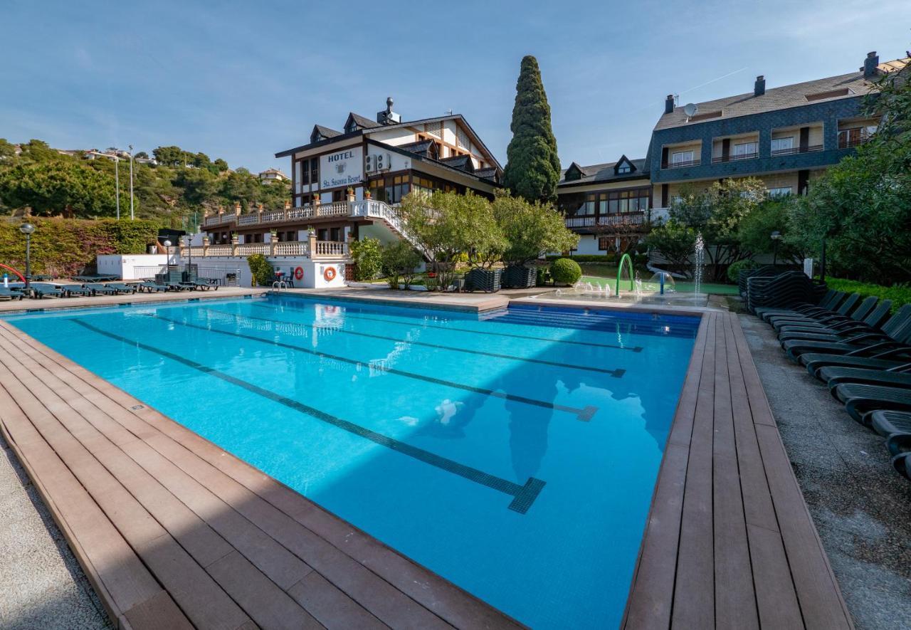 Holiday Home Santa Susanna 94 With Outdoor Swimmingpool Extérieur photo